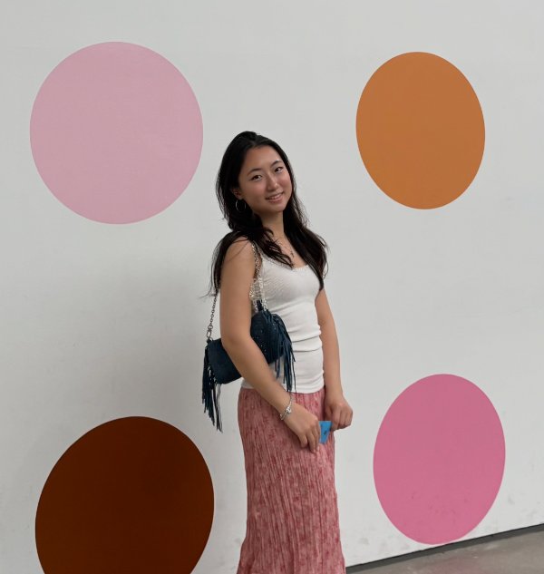 Leyun Kim